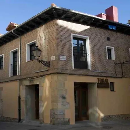 Toral