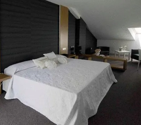 Hotel Toral